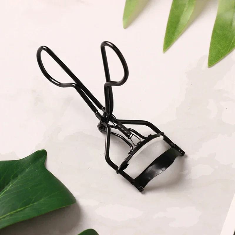 Woman Circle Eyelash Curler Cu - Display Risers Set recensione e prezzo