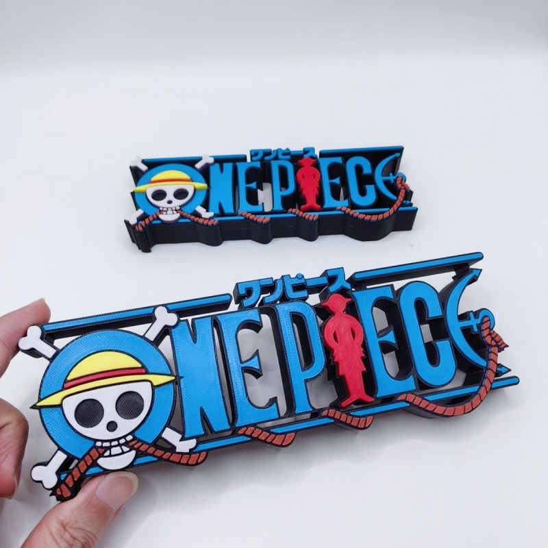 One Piece Logo Stand Action Fi - Action Figure Stand recensione e prezzo